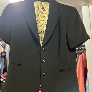 Tahari Black Short Sleeve Blazer and Skirt SET